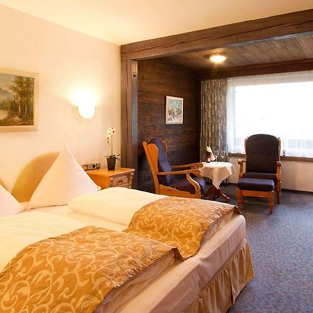 Hotel Quellenhof 로이타쉬 외부 사진