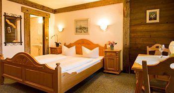 Hotel Quellenhof 로이타쉬 외부 사진